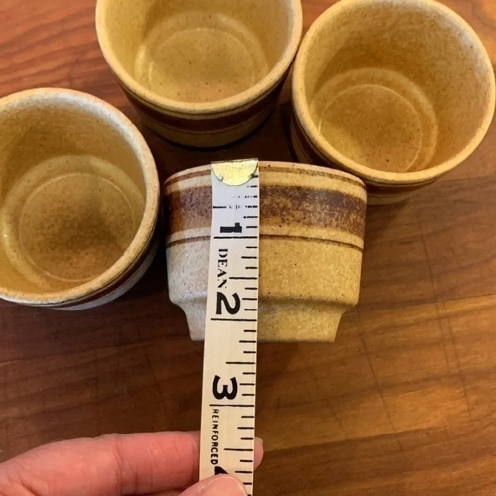 Pottery set of 4 sipping goblets made in the USA CRAFT pottery like new
